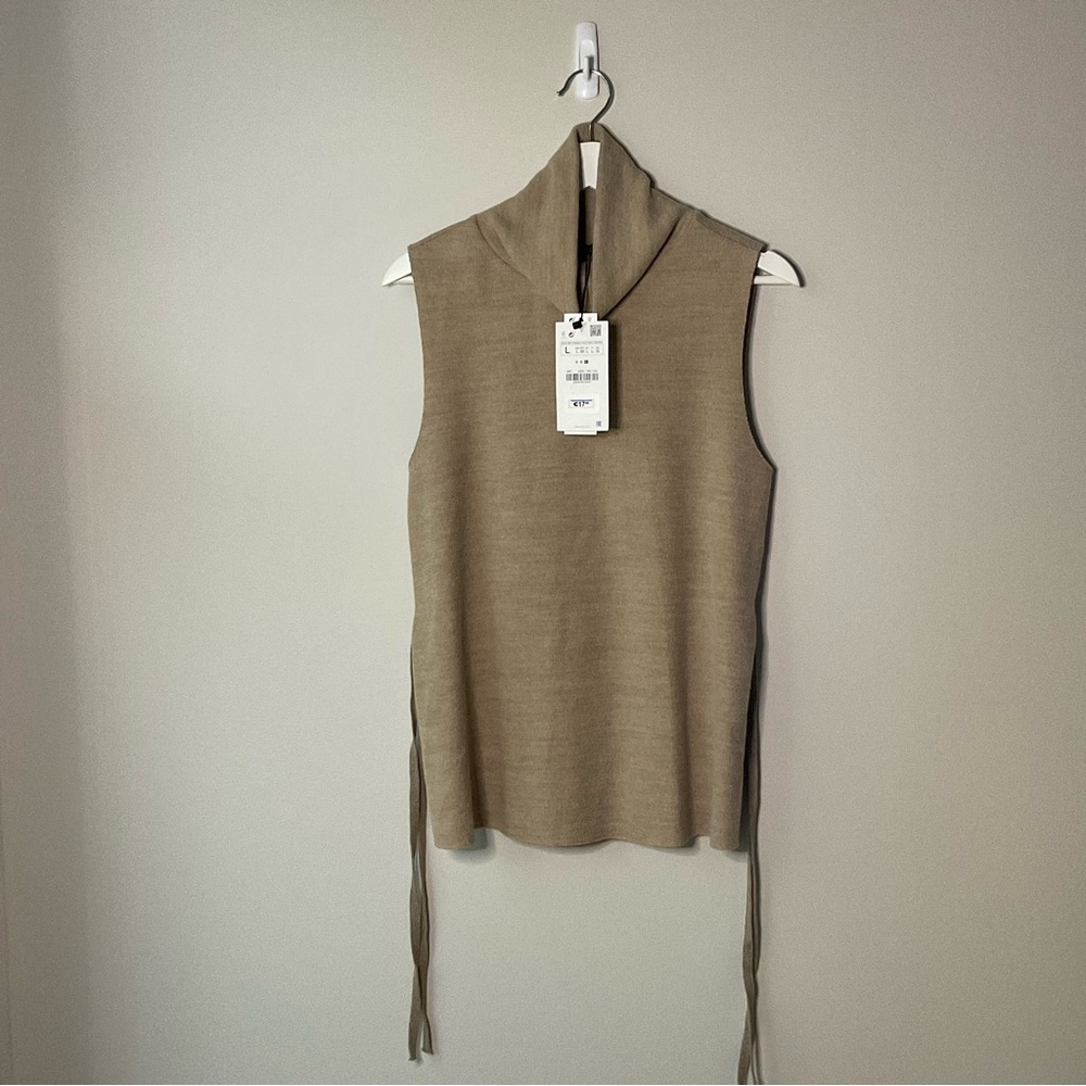 NWT Zara Sleeveless Turtleneck Top Large